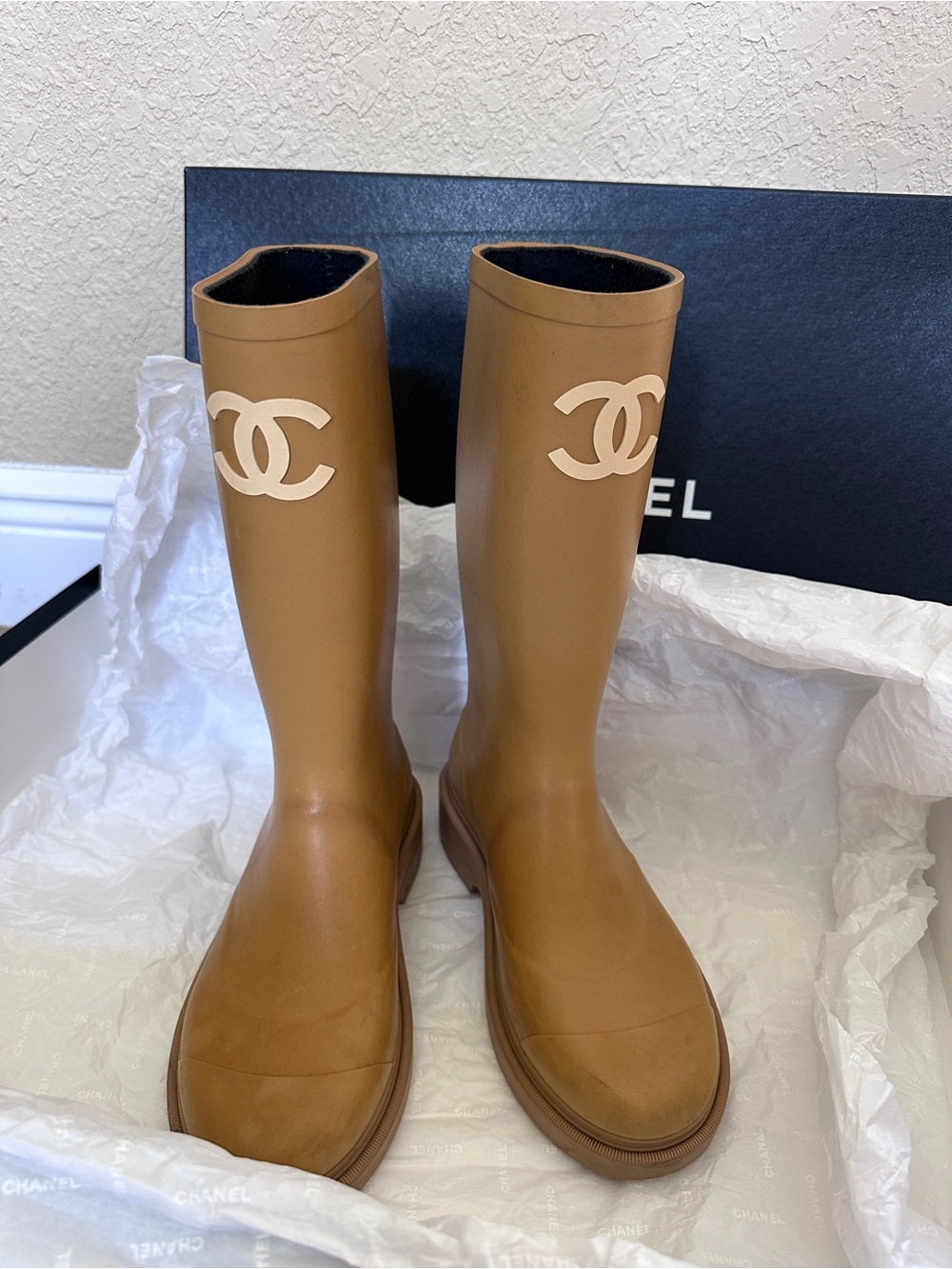 CHANEL Tan Boots with Cream CC Logo